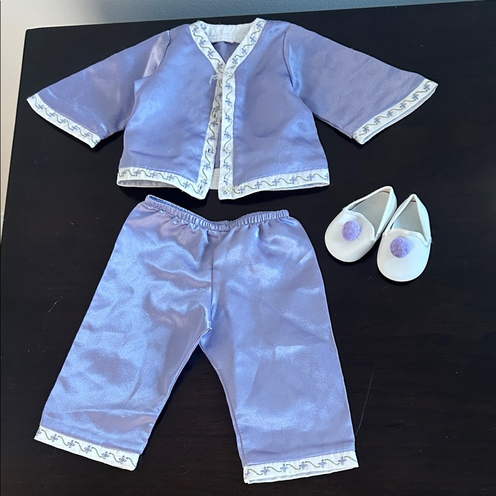 Nellies pjs and slippers